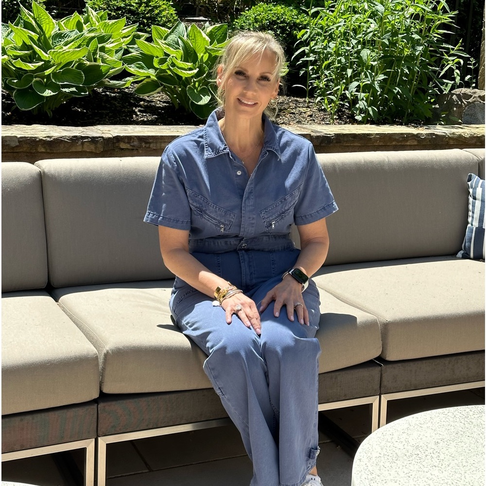 Meet your Posher, Denise